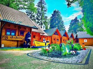 Nocleg w Pobierowie - Domki z Bali 8 Dęb&oacute;w