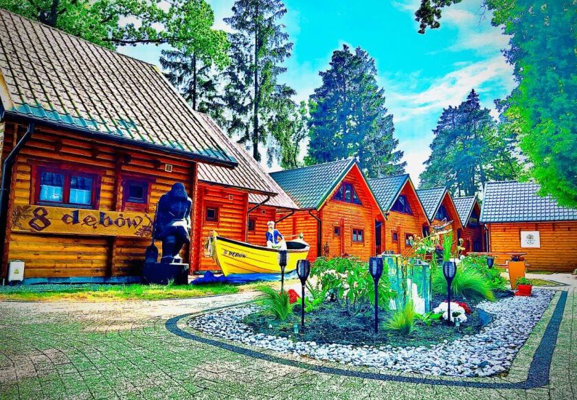 Domki z Bali 8 Dęb&oacute;w - noclegi Pobierowo