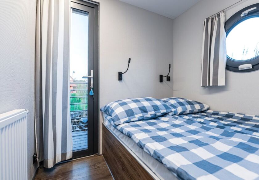 Domy na wodzie Topiko Czarter 9