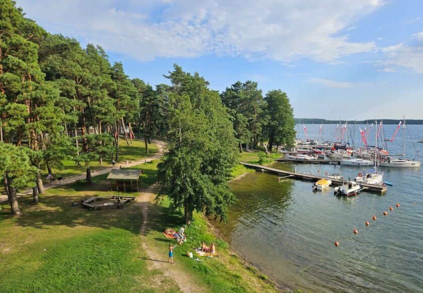 Domy na wodzie Topiko Czarter 20