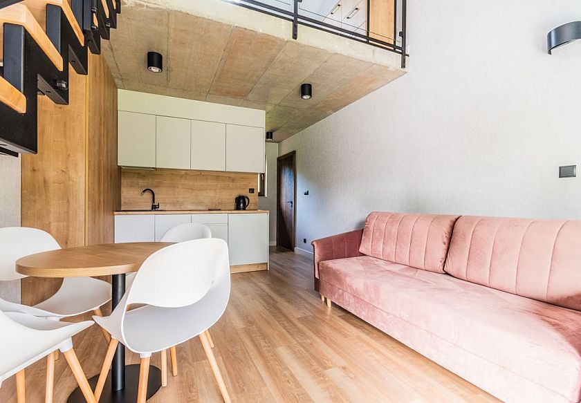 GAJ&Oacute;WKA - całoroczne pokoje i apartamenty 83