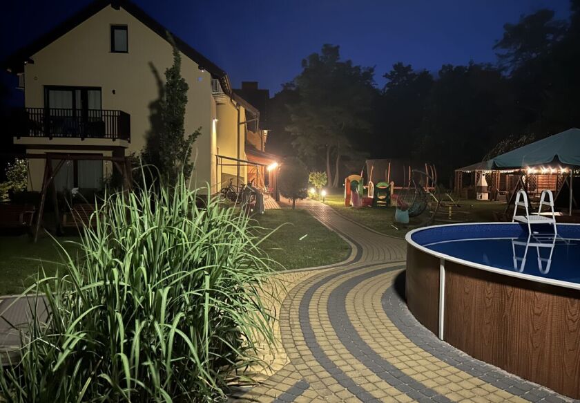 GAJ&Oacute;WKA - całoroczne pokoje i apartamenty - noclegi Stegna