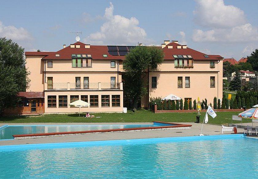 Hotel Oaza - noclegi Prudnik