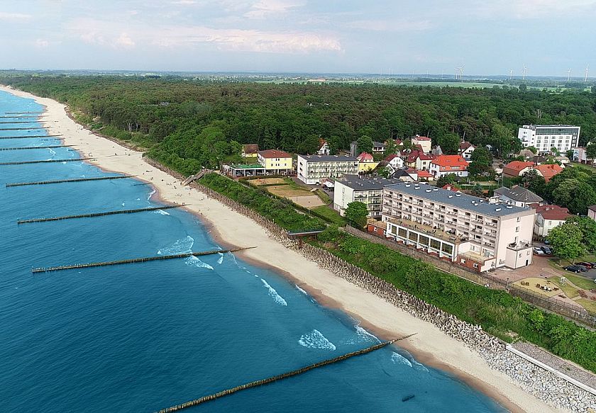 Hotel Wodnik - noclegi Ustronie Morskie 