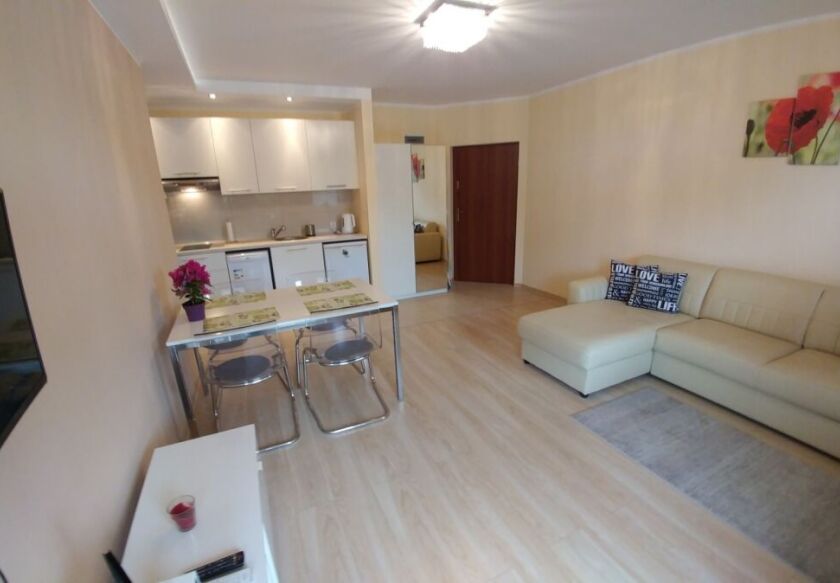 Komfortowy apartament z ogr&oacute;dkiem 2