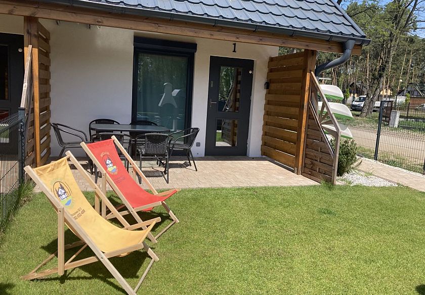 Luksusowe dwupoziomowe apartamenty i duże drewniane domki 3