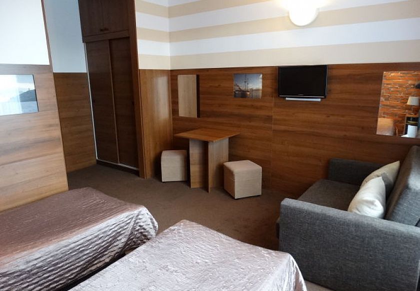 MAX MIELNO Apartamenty / Pokoje / Domki / Restauracja / Basen 25