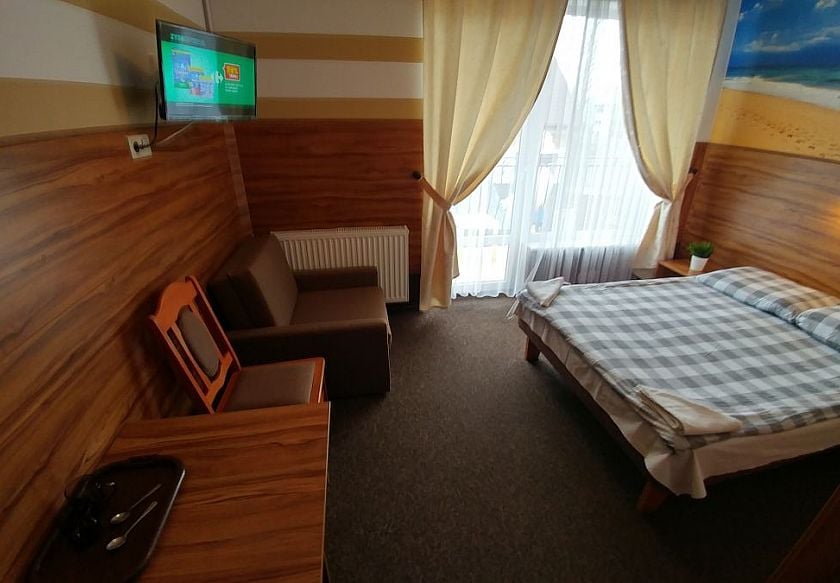 MAX MIELNO Apartamenty / Pokoje / Domki / Restauracja / Basen 21