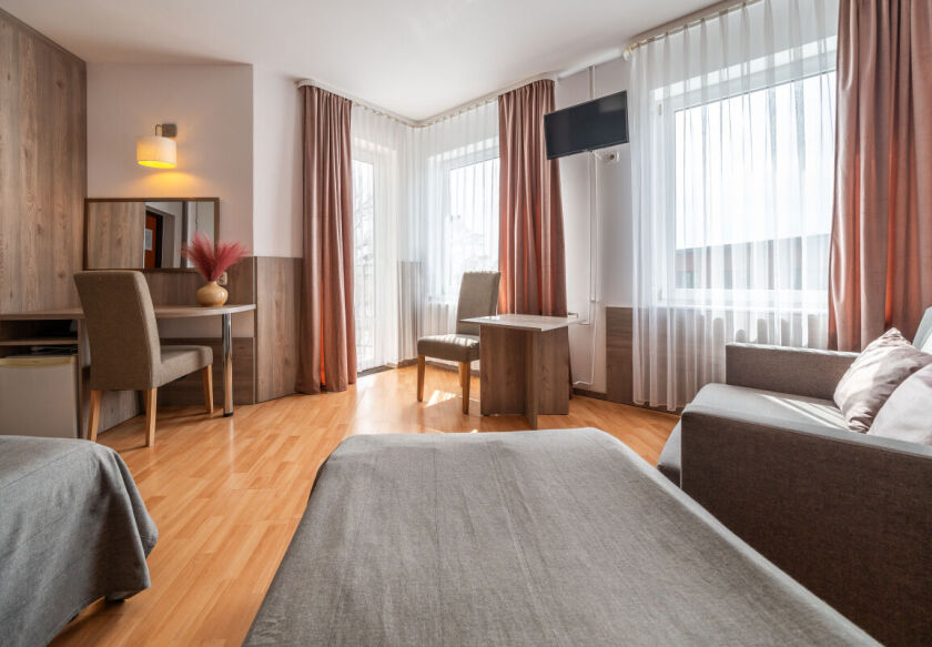 MAX MIELNO Apartamenty / Pokoje / Domki / Restauracja / Basen 6