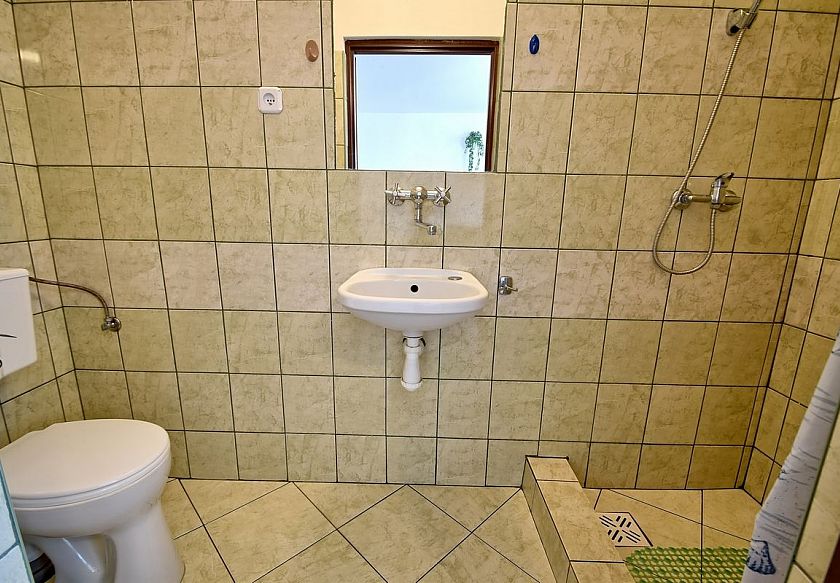 łazienki w pokojach Jarosławiec