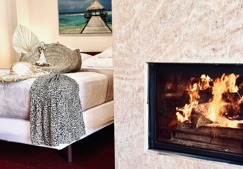 Morska Fala; pokoje, apartamenty, domki z bala 30