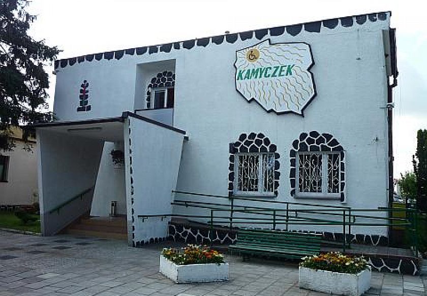 Ośrodek Rehabilitacyjno - Wczasowy KAMYCZEK - noclegi Sarbinowo