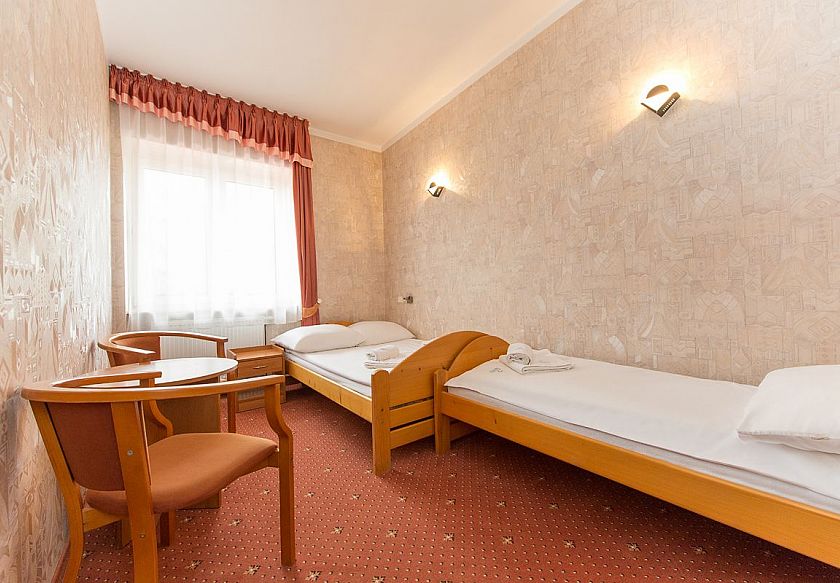 Ośrodek Wczasowy HELENA 32