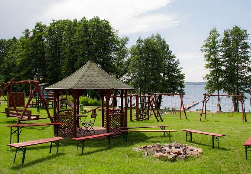 Ośrodek Wczasowy HELENA 17