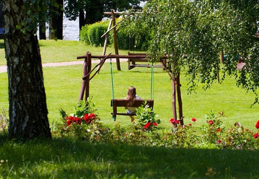 Ośrodek Wczasowy HELENA 18