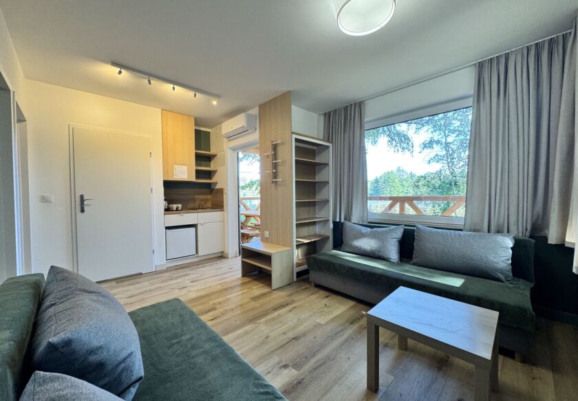 Ośrodek Wczasowy Ostr&oacute;w Pieckowski 13