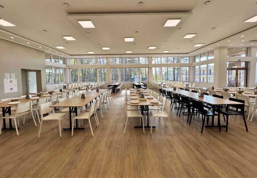 Ośrodek Wczasowy Ostr&oacute;w Pieckowski 20