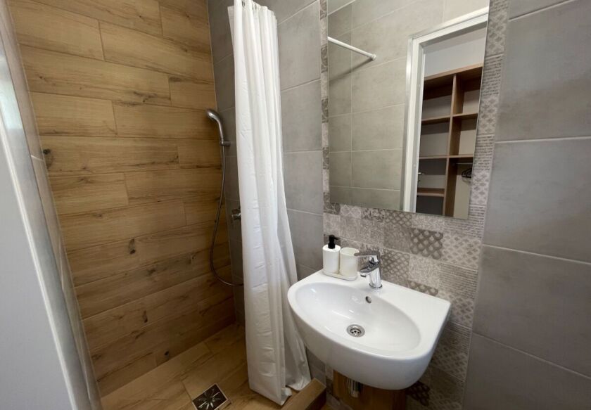 Ośrodek Wczasowy Ostr&oacute;w Pieckowski 4