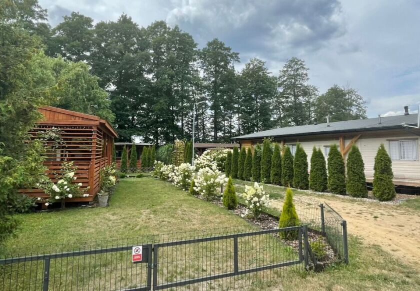 Ośrodek Wypoczynkowy ZACISZE 19