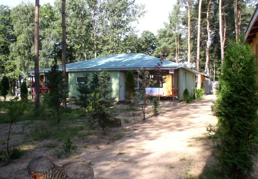 Ośrodek Wypoczynkowy ZACISZE 35