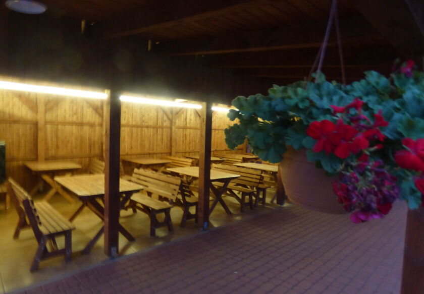 Ośrodek Wypoczynkowy Zielony Zakątek w Szydł&oacute;wcu 17