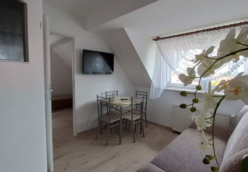 Pensjonat Gosia - noclegi Grzybowo