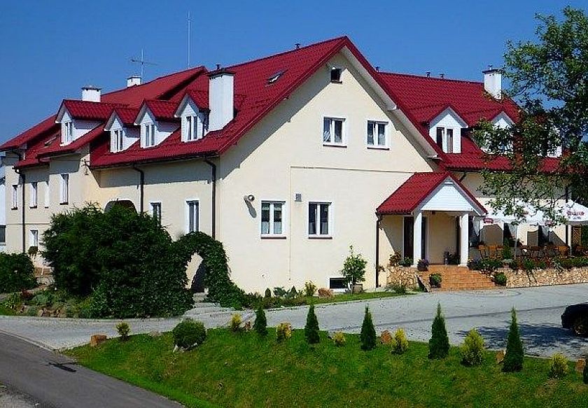 Pensjonat U Bogusi - noclegi Berezka