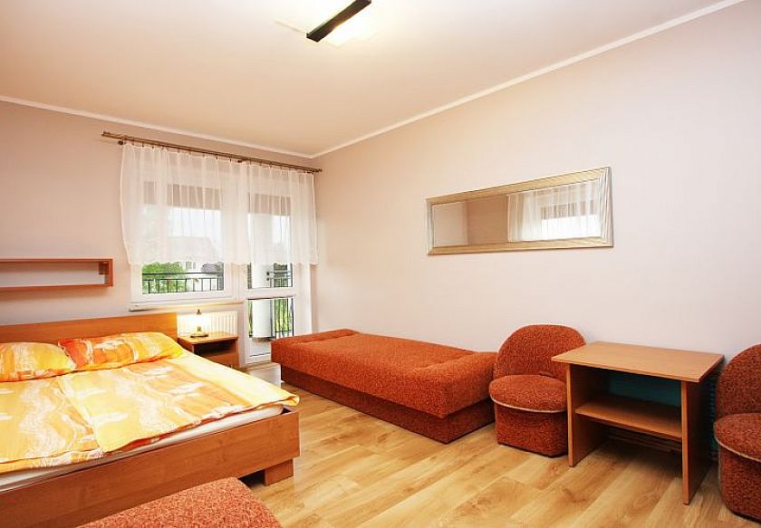 Pokoje Gościnne AQUARIUS 18