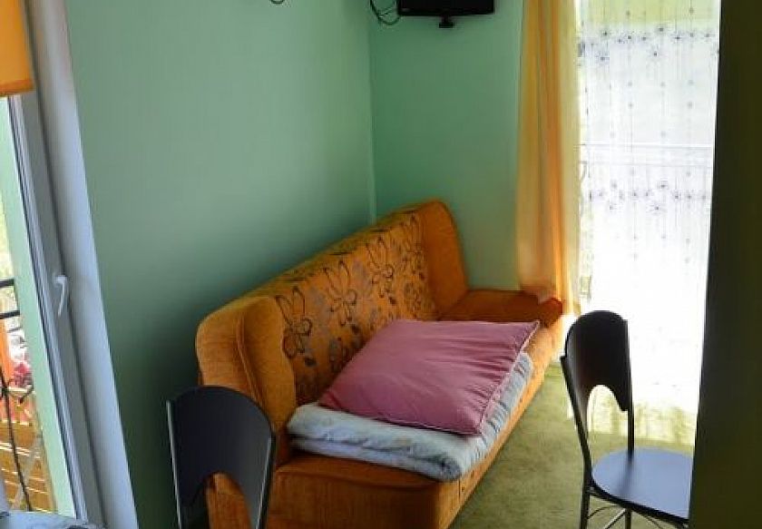 Pokoje i Apartamenty 20