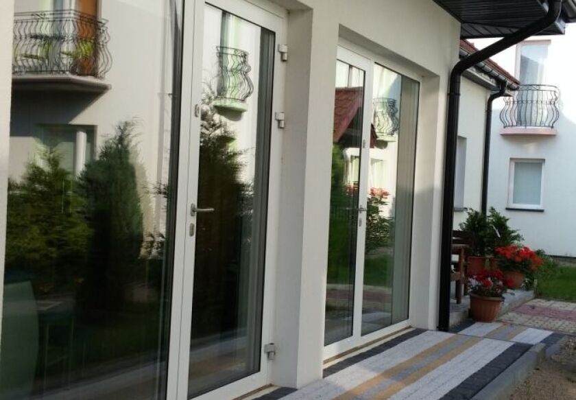 Pokoje i Apartamenty 65