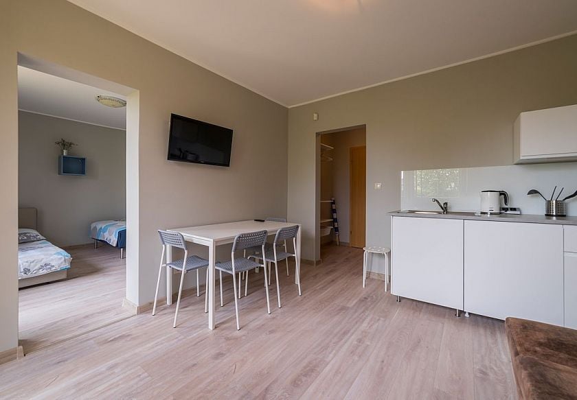 apartament na parterze z wyjściem do ogrodu