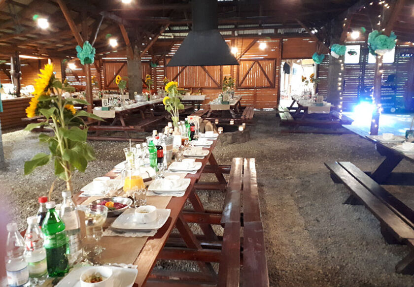 Promet&oacute;wka Noclegi z wyżywieniem 32