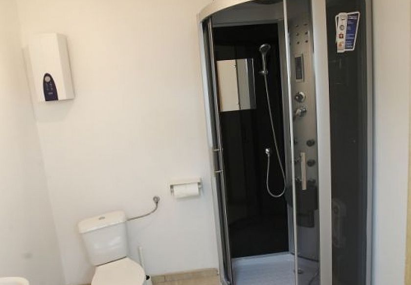 Sowi Dw&oacute;r Przyjezierze 4