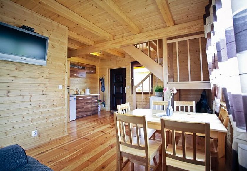 ZŁOTE DOMKI                 1