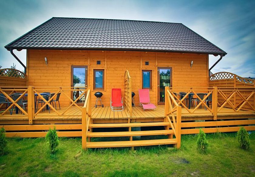 ZŁOTE DOMKI                 8