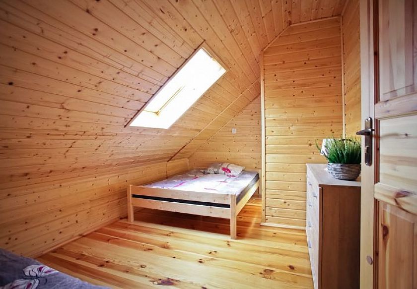 ZŁOTE DOMKI                 5